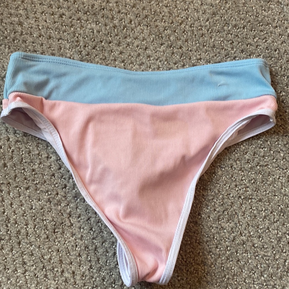 Shein Bikini Set - Picture 4 of 4